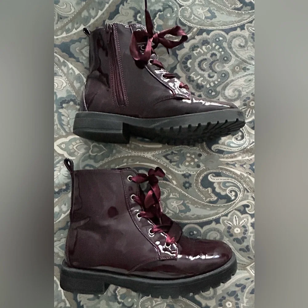 Old Navy Burgundy Patent Leather Combat Boots -size 3 girls
